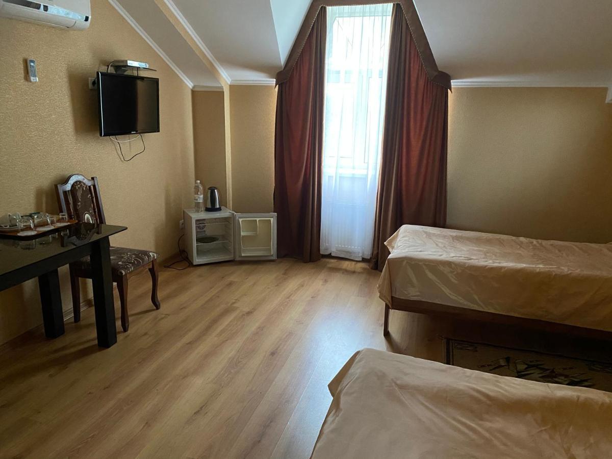 Hotel Гостинний Маєток Myla Exterior foto